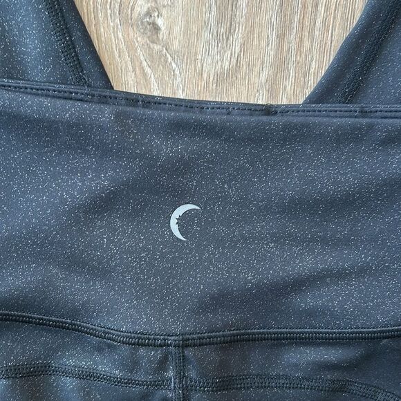 ((3 PIECE)) ZYIA ACTIVE BUNDLE SIZE 12/LARGE EUC- 2 LEGGINGS AND LS SHIRT - Picture 5 of 13